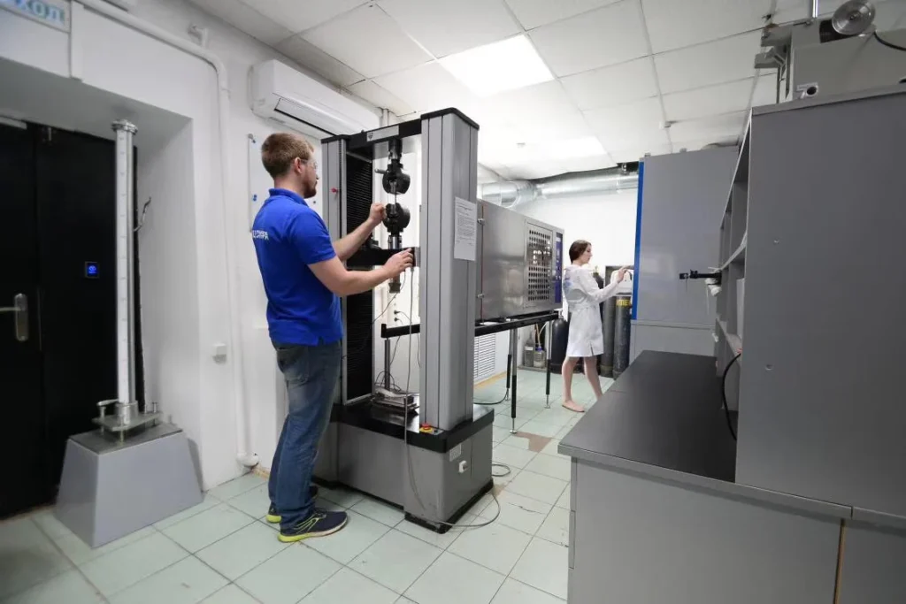 Electronic Universal